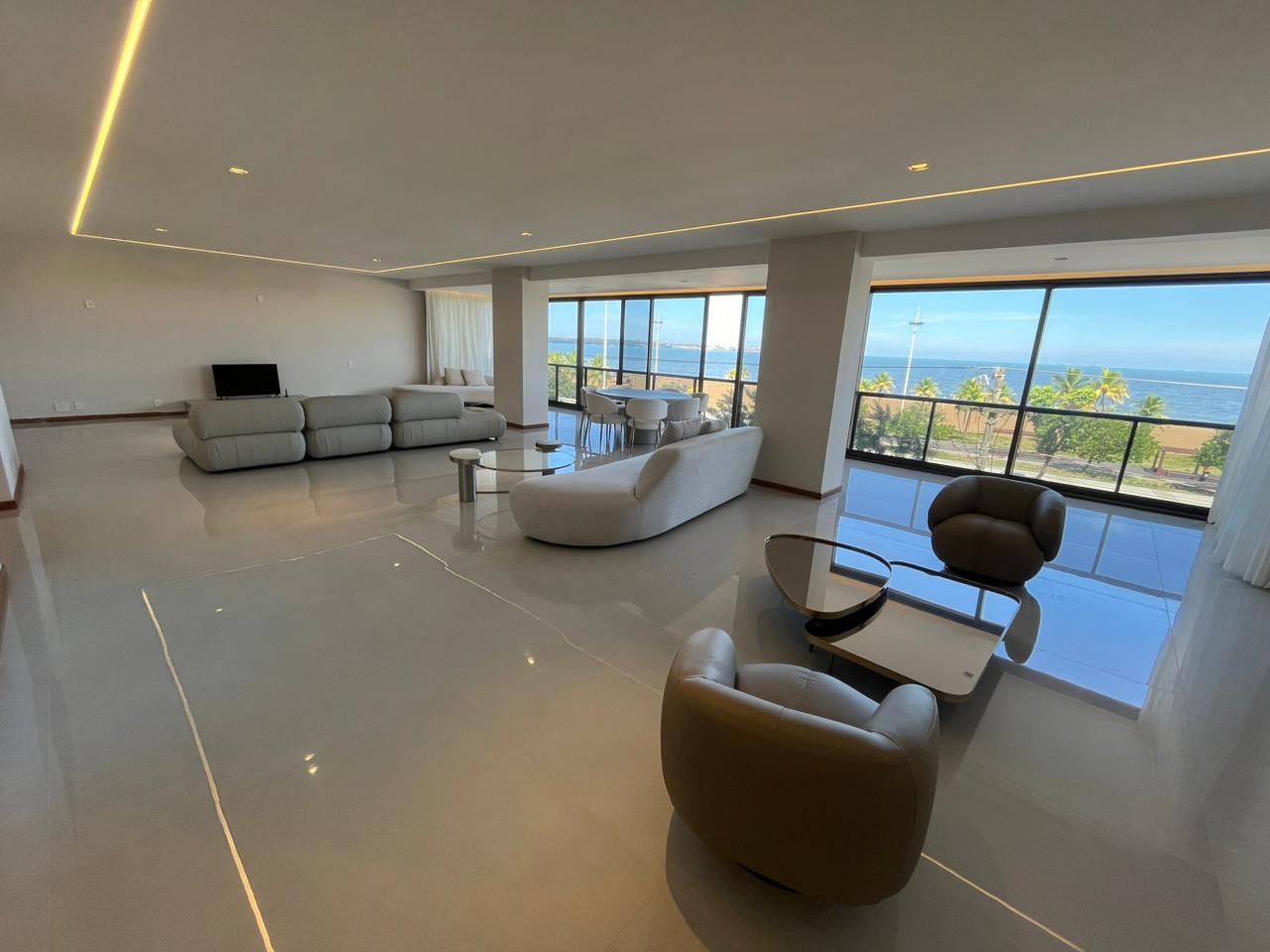 Apartamento para Venda, em Vit�ria, bairro Mata da Praia, 5 dormit�rios, 5 banheiros, 4 su�tes, 3 vagas